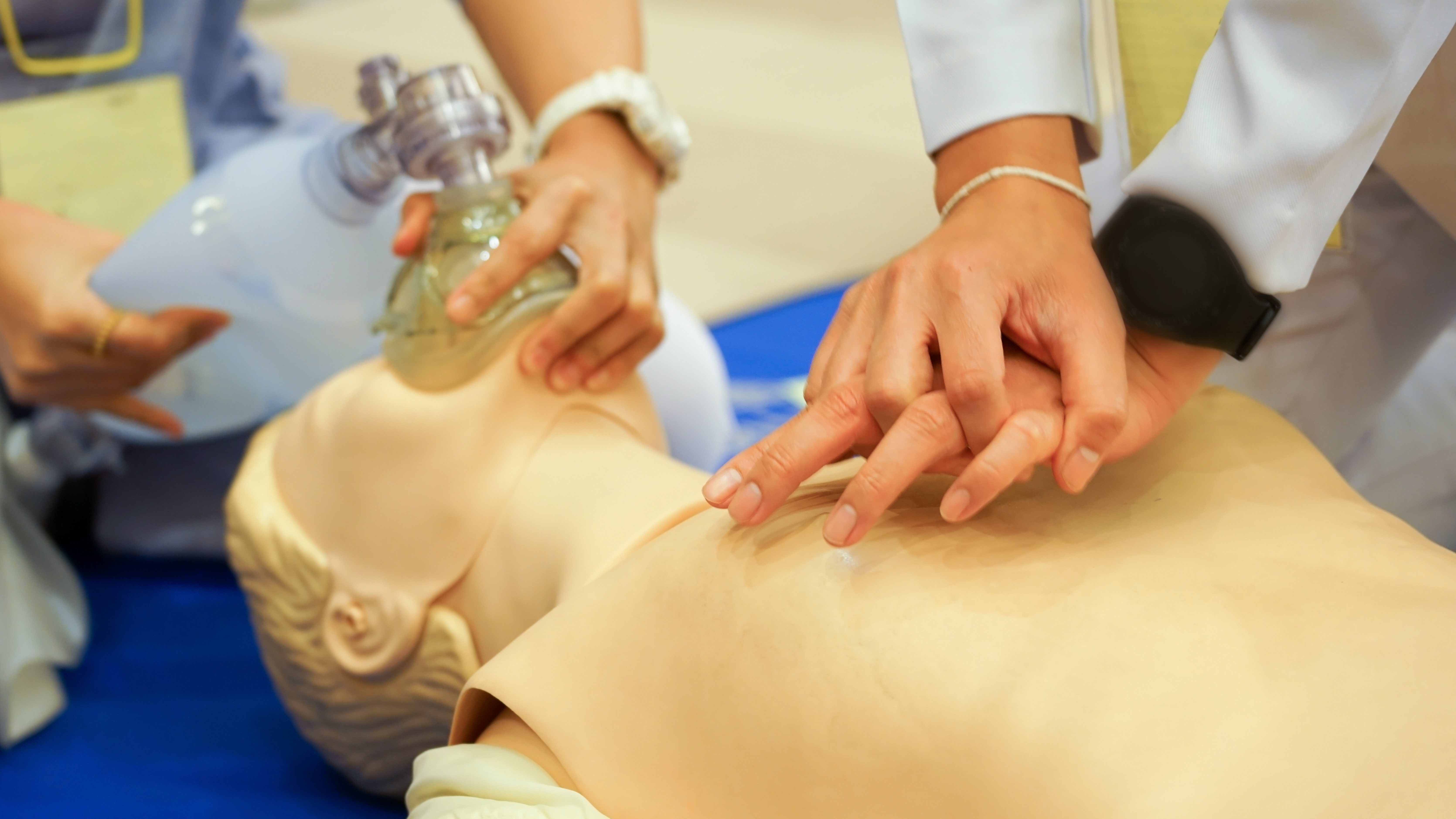 American Red Cross: BLS for Healthcare - Blended - R.25