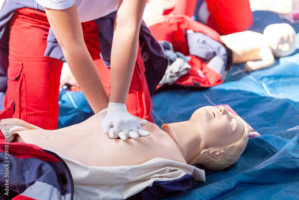 American Red Cross: Adult & Pediatric FA/CPR/AED - Blended - R.25